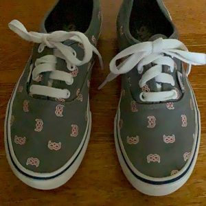 Kids vans size 2.5 grey with Red Sox logo